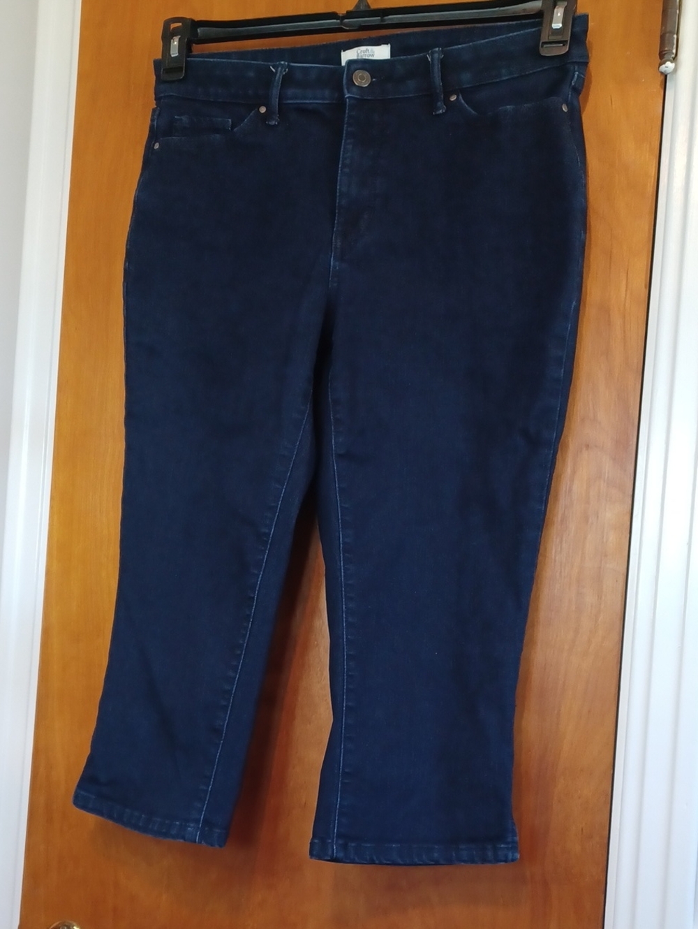 croft & barrow Dark Blue Cropped Women's Capris Sz.12.  EUC! L.20" Rise 10".W.31